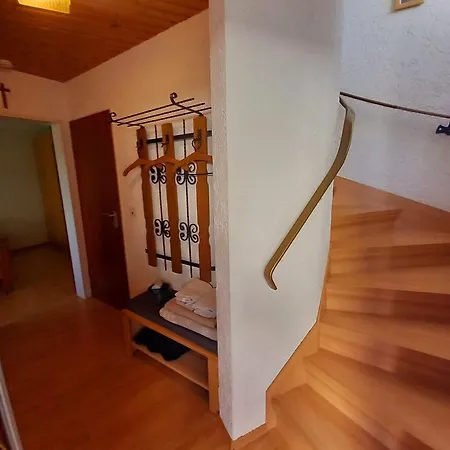 Eifel Urlaub Mit Hunden Schwalbennest * Schalkenmehren